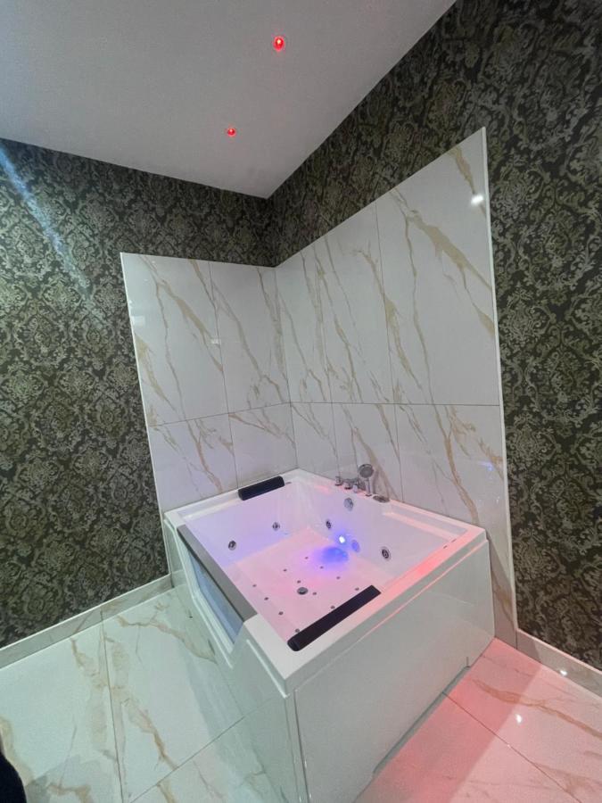 Life Hotel Casalnuovo Di Napoli Dış mekan fotoğraf