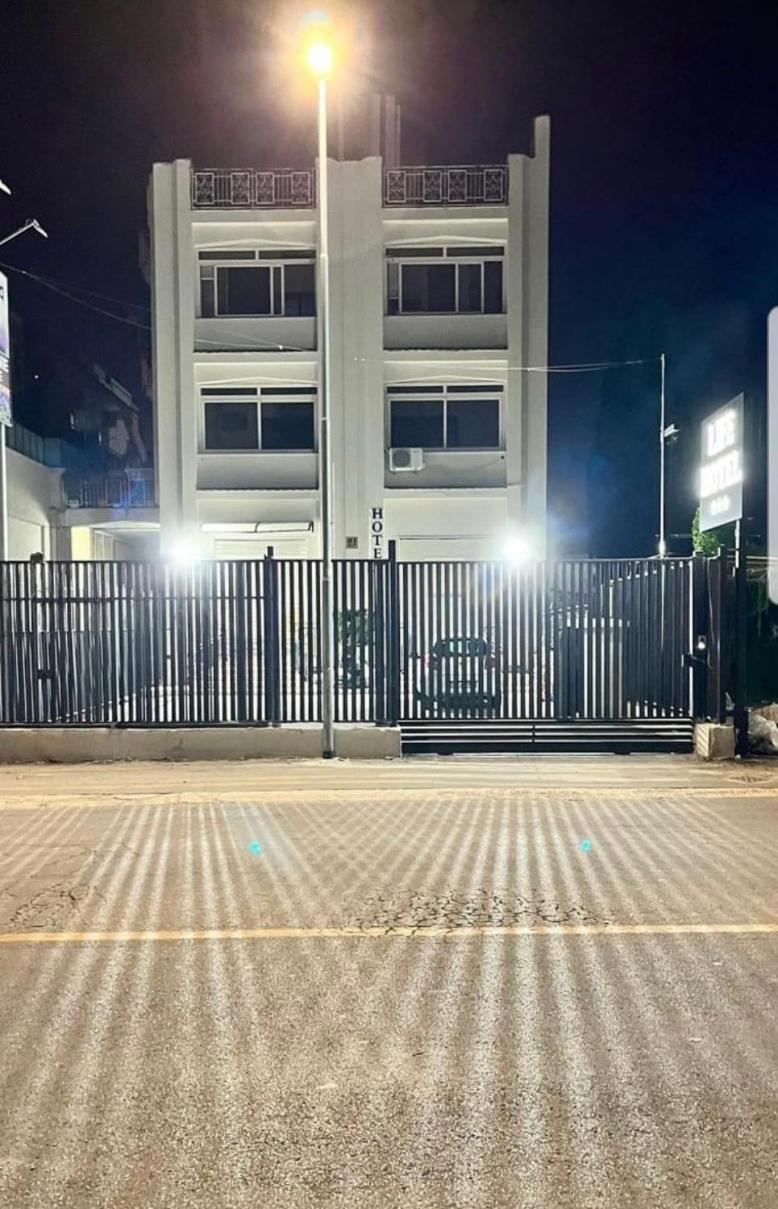 Life Hotel Casalnuovo Di Napoli Dış mekan fotoğraf
